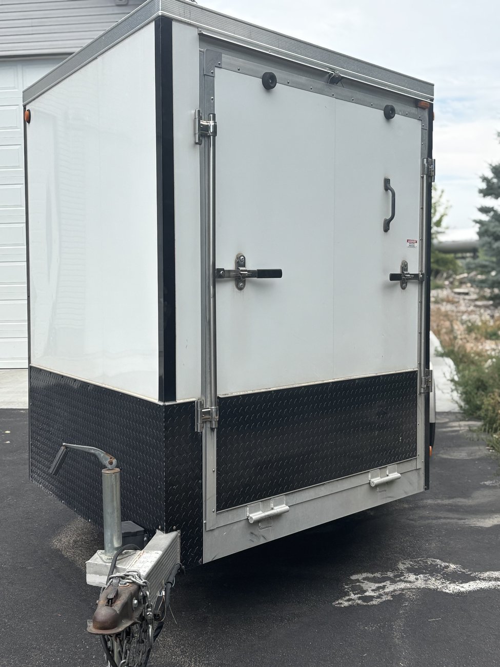 Enclosed cargo trailer for rent — East Idaho